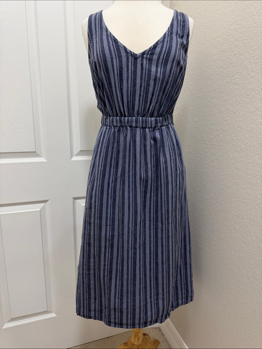 RVCA Open Back Linen Cotton Dress Blue Stripe Sleeveless Midi Size M